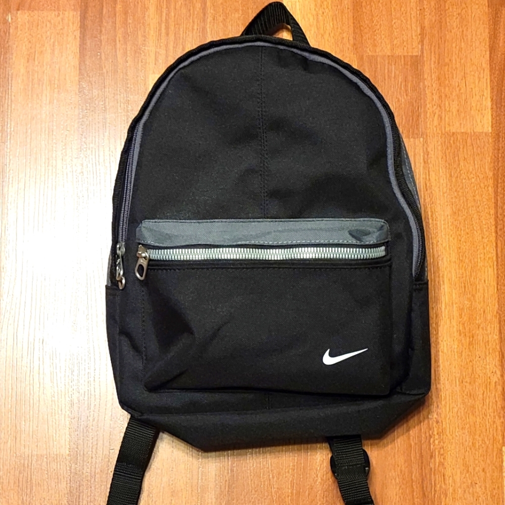 NWOT Nike Mini Backpack
